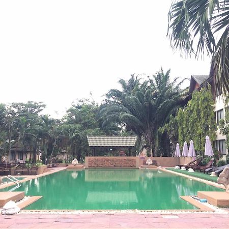 وارين تشامراب Ubon Buri Hotel & Resort المظهر الخارجي الصورة
