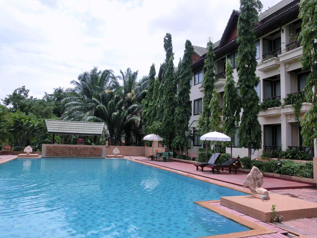 وارين تشامراب Ubon Buri Hotel & Resort الغرفة الصورة
